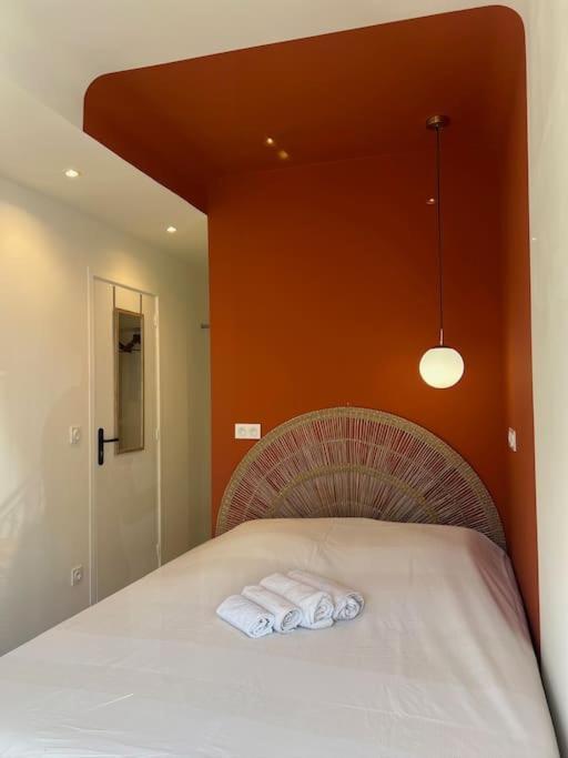 Magnifique T2 Proche Mer Et Ville Refait A Neuf Avec Terrasse Menton Exterior foto